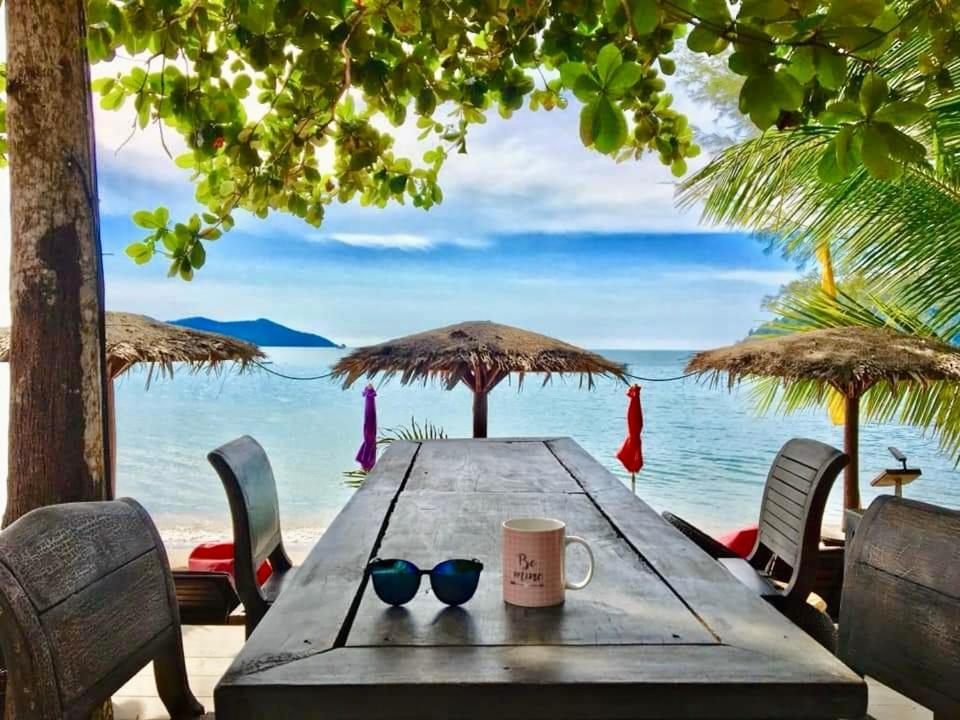 The Beach Cafe Koh Chang Exterior photo